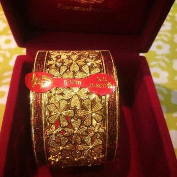 Hua Seng Heng Goldsmith Bracelet (5 Baht) - £298 per month - Divasian168